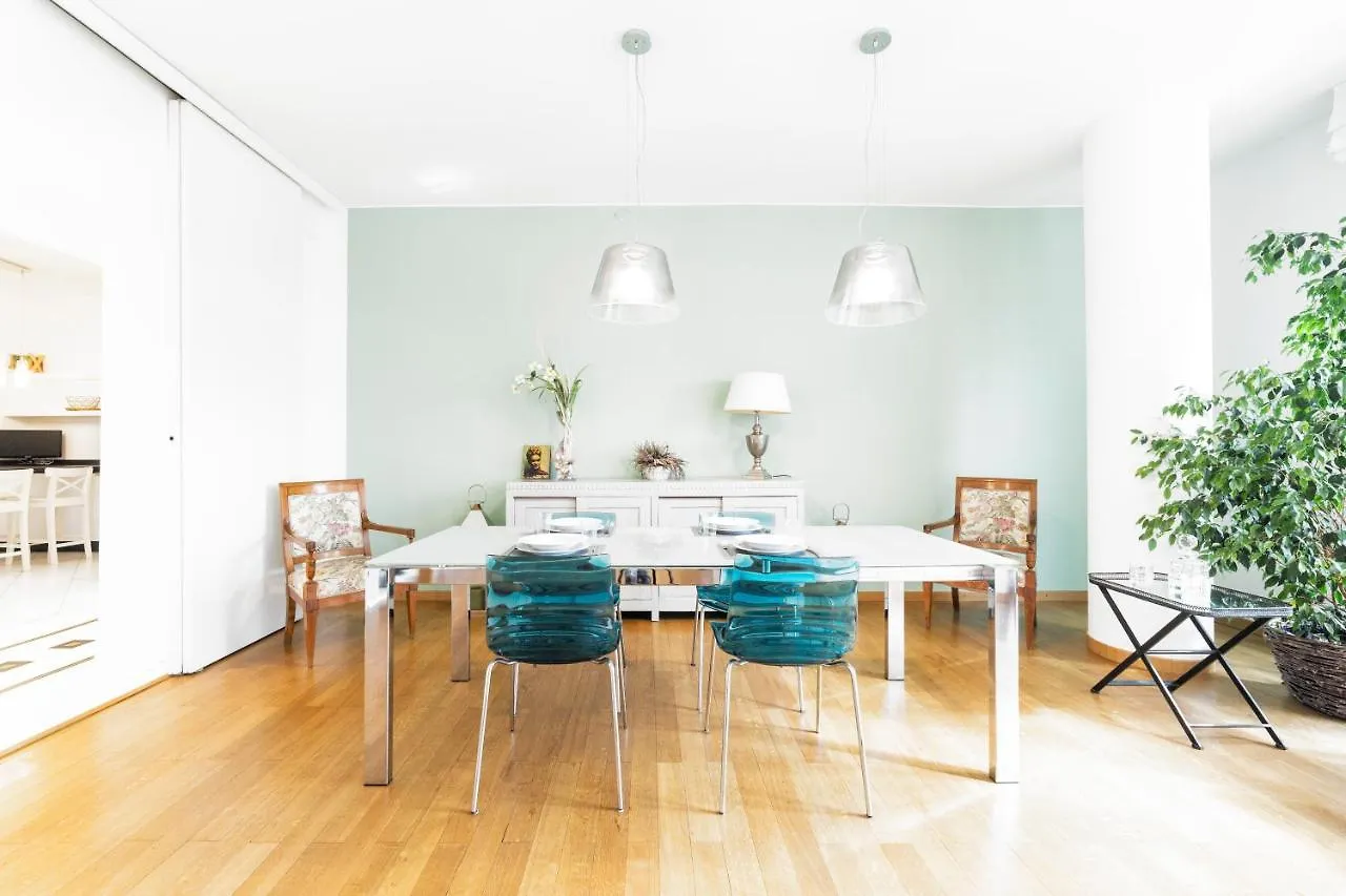 Loreto Elegant Flat Milano Italia